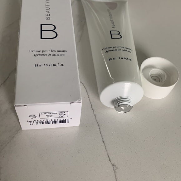 NEW Beautycounter Hand Cream - Picture 5 of 5